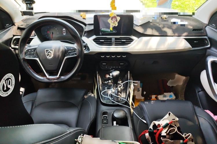 Used Baojun 530 2018 1.5T DCT Flagship Version China V Emission Standard Center Console