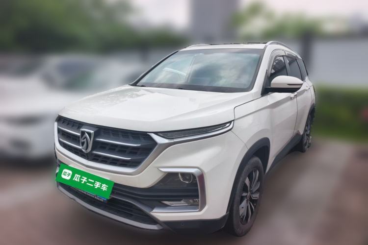 Used Baojun 530 2018 1.5T Manual Prestige Version China V Guazi used car, China used car export, Used car for sale, Used  cars, Cheapest cars for sale