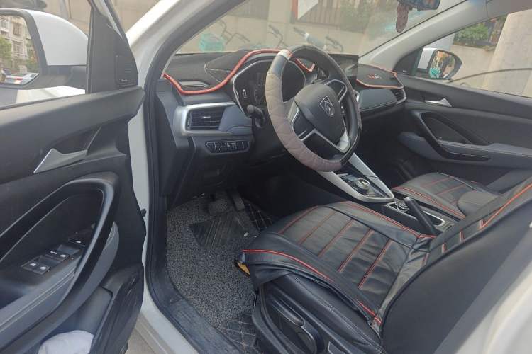 Used Baojun 530 2018 1.8L Automatic Elite Version China V Emission Standard Driver Seat