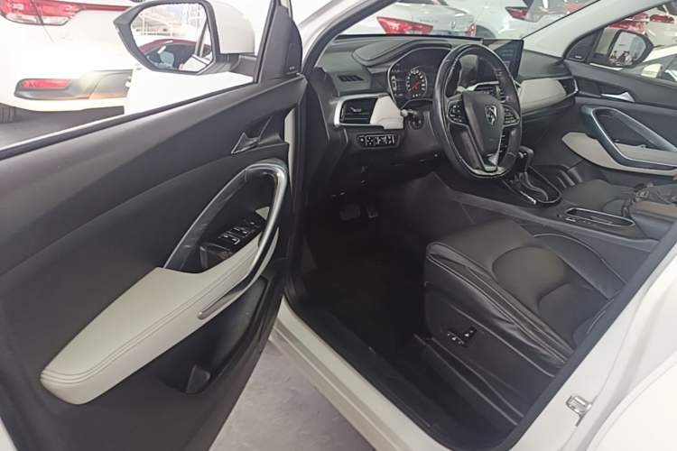 Used Baojun 530 2018 1.5T DCT Flagship Version China V Emission Standard Driver Seat