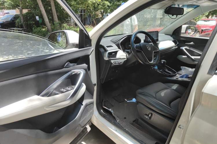 Used Baojun 530 2018 1.5T DCT Flagship Version China V Emission Standard Driver Seat
