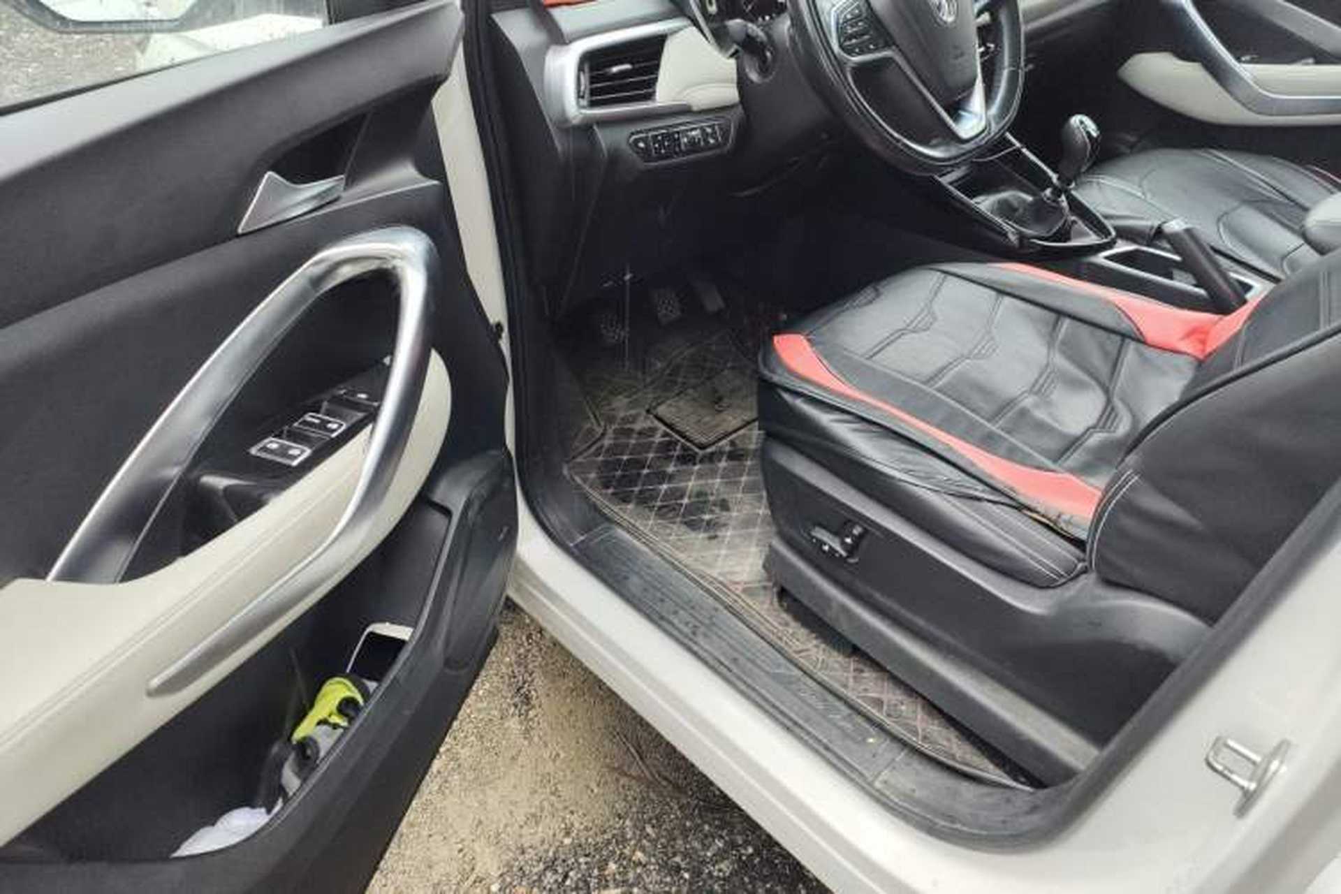 Used Baojun 530 2018 1.5T Manual Prestige Version China V Driver Seat