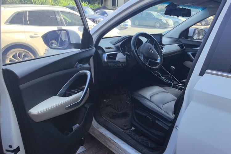 Used Baojun 530 2018 1.5T Manual Luxury Version National V Driver Seat