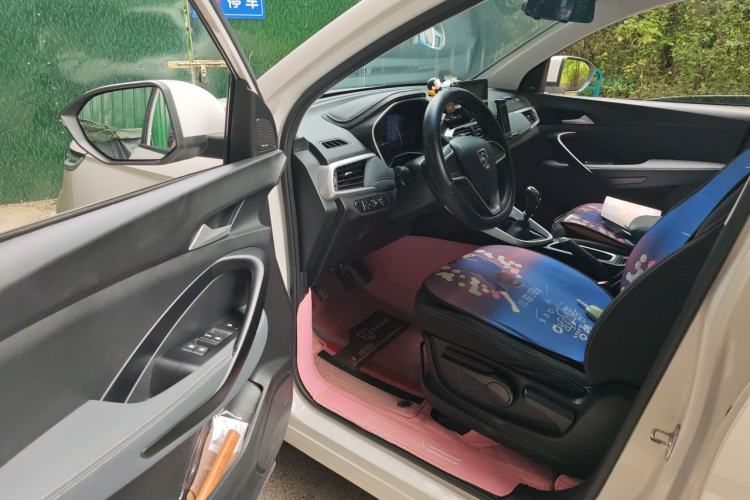 Used Baojun 530 2018 1.5T Manual Elite Version China V Driver Seat