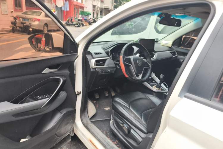 Used Baojun 530 2018 1.5T Manual Comfort Version China V Driver Seat