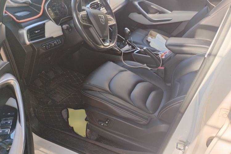 Used Baojun 530 2018 1.5T Manual Prestige Version China V Driver Seat