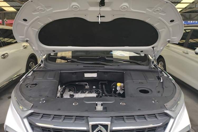 Used Baojun 530 2018 1.8L Automatic Elite Version China V Emission Standard Engine Bay