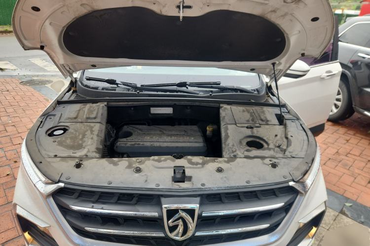 Used Baojun 530 2018 1.5T Manual Prestige Version China V Engine Bay