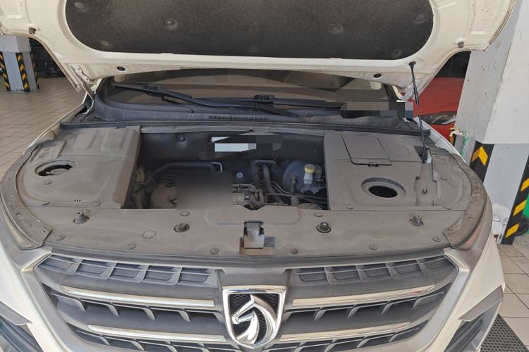 Used Baojun 530 2018 1.8L Automatic Elite Version China V Emission Standard Engine Bay