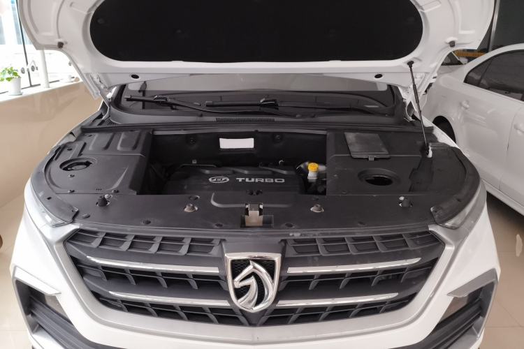 Used Baojun 530 2018 1.5T Manual Comfort Version China V Engine Bay