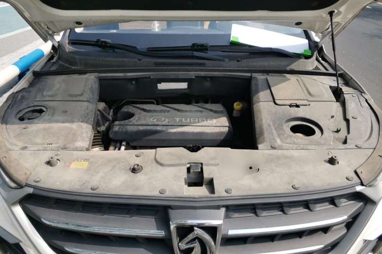 Used Baojun 530 2018 1.5T Manual Comfort Version China V Engine Bay
