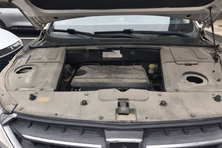 Used Baojun 530 2018 1.5T Manual Luxury Version National V Engine Bay