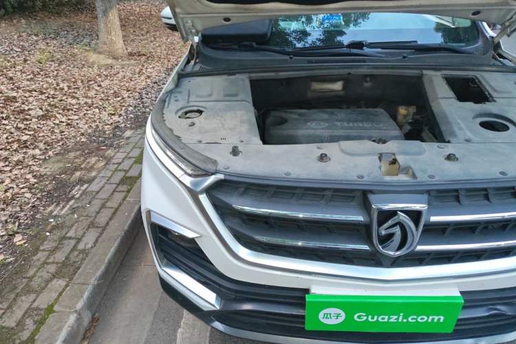 Used Baojun 530 2018 1.5T Manual Prestige Version China V Engine Bay Right