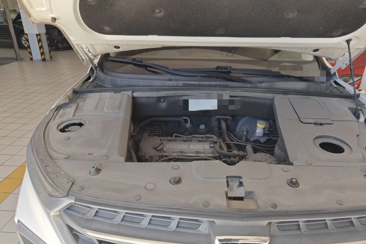 Used Baojun 530 2018 1.8L Automatic Elite Version China V Emission Standard Engine Bay Right