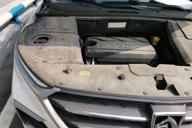 Used Baojun 530 2018 1.5T Manual Comfort Version China V Engine Bay Right