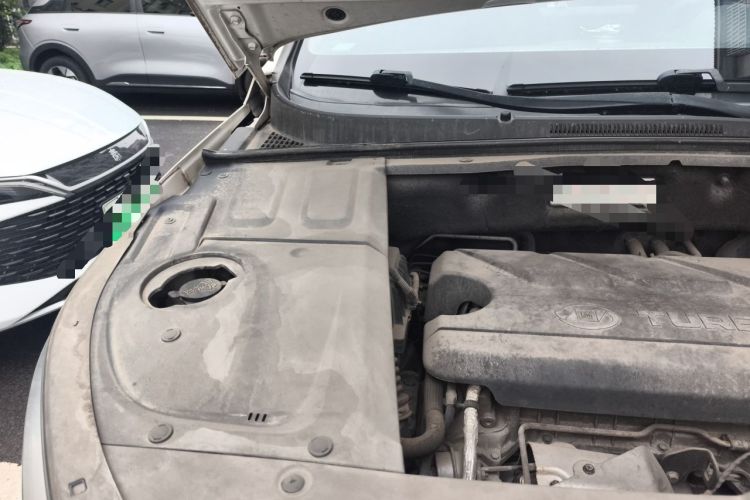Used Baojun 530 2018 1.5T Manual Luxury Version National V Engine Bay Right