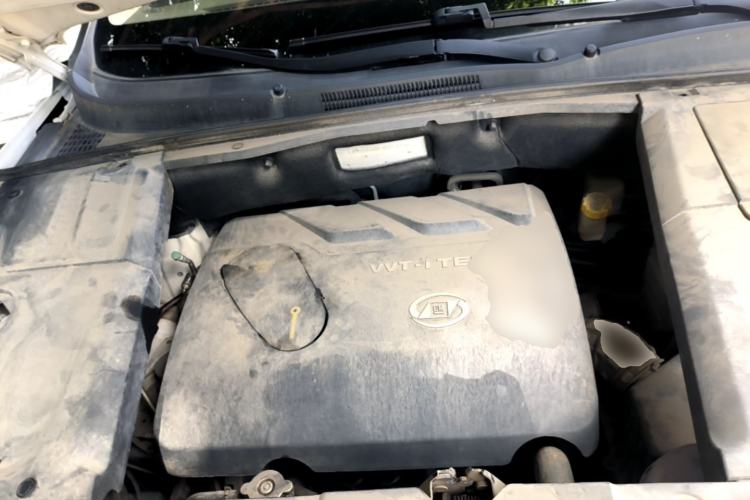 Used Baojun 530 2018 1.8L Automatic Luxury Version China V Engine Bay