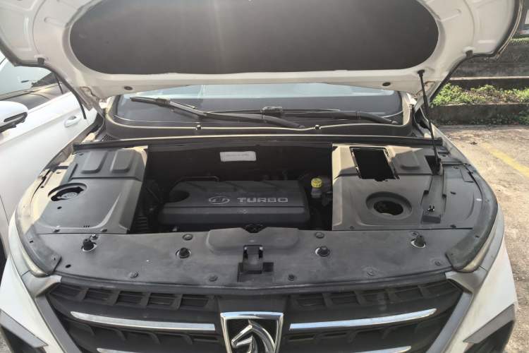 Used Baojun 530 2018 1.5T Manual Elite Version China V Engine Bay