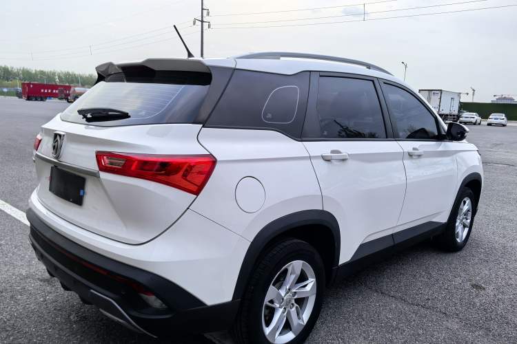 Used Baojun 530 2018 1.8L Automatic Elite Version China V Emission Standard Exterior 2