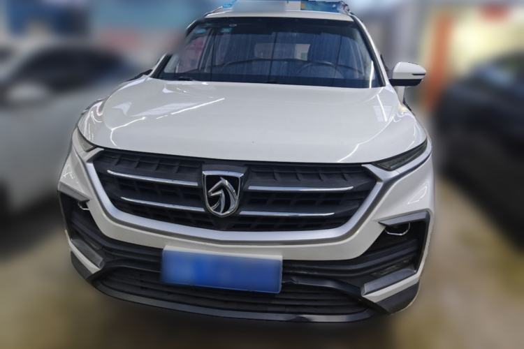 Used Baojun 530 2018 1.5T Manual Comfort Version China V Front