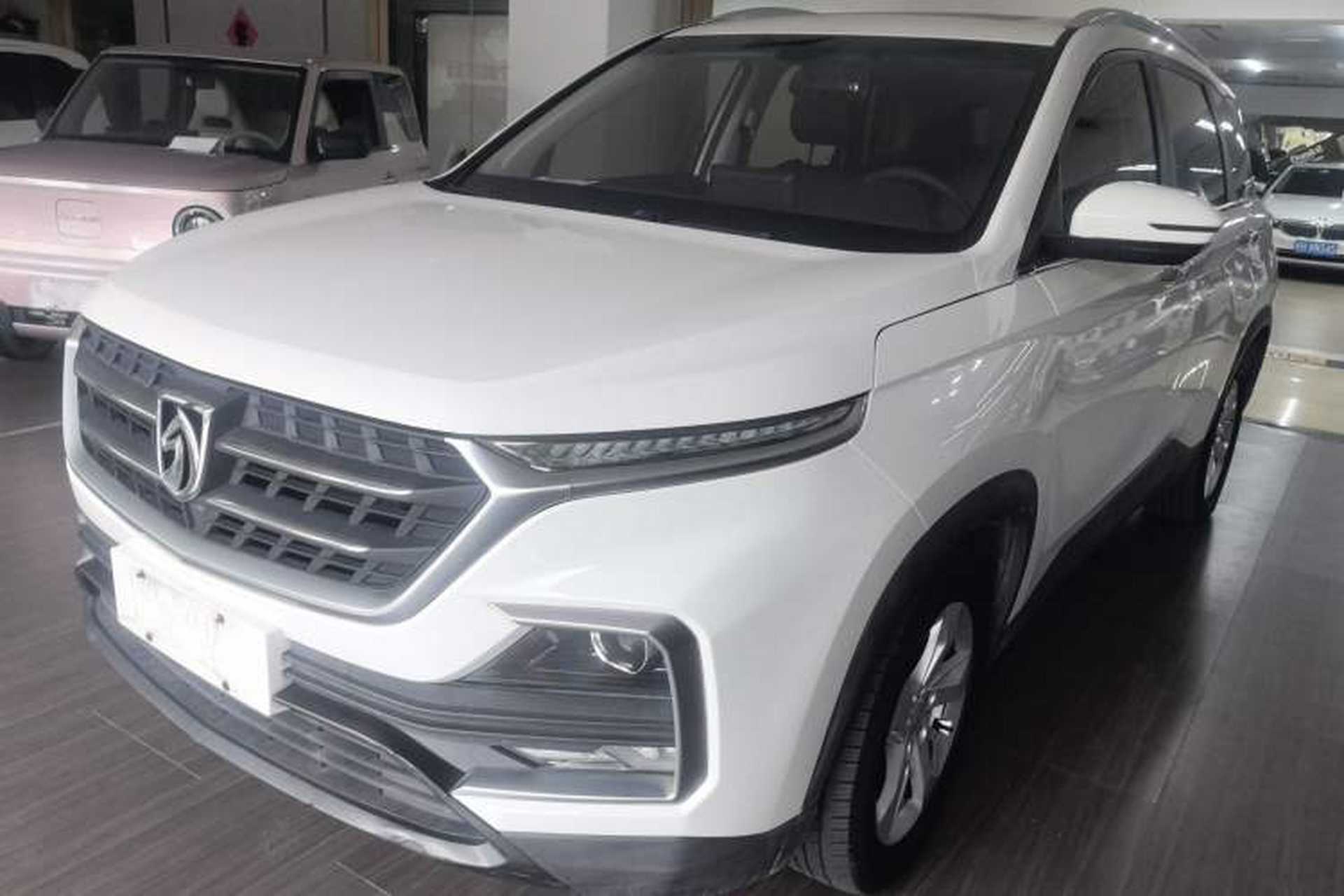 Used Baojun 530 2018 1.5T DCT Luxury Model China V Front Left 45 Deg