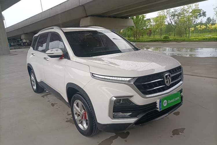 Used Baojun 530 2018 1.8L Automatic Luxury Version China V Front Right 45 Deg