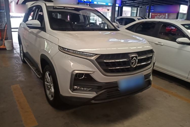 Used Baojun 530 2018 1.8L Automatic Elite Version China V Emission Standard Front Right 45 Deg