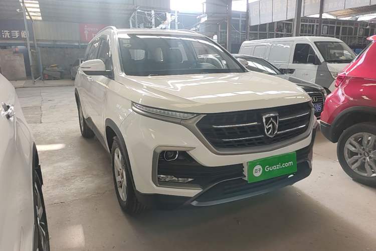 Used Baojun 530 2018 1.5T Manual Comfort Version China V Front Right 45 Deg