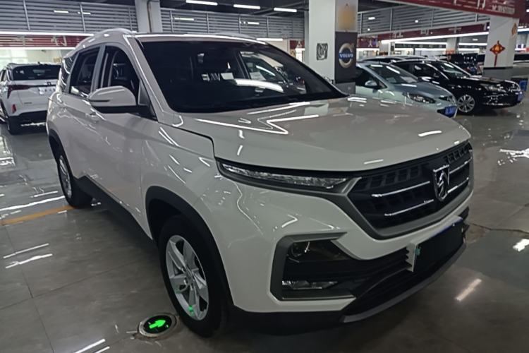 Used Baojun 530 2018 1.8L Automatic Elite Version China V Emission Standard Front Right 45 Deg