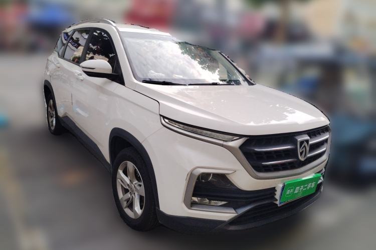 Used Baojun 530 2018 1.5T Manual Elite Version China V Front Right 45 Deg