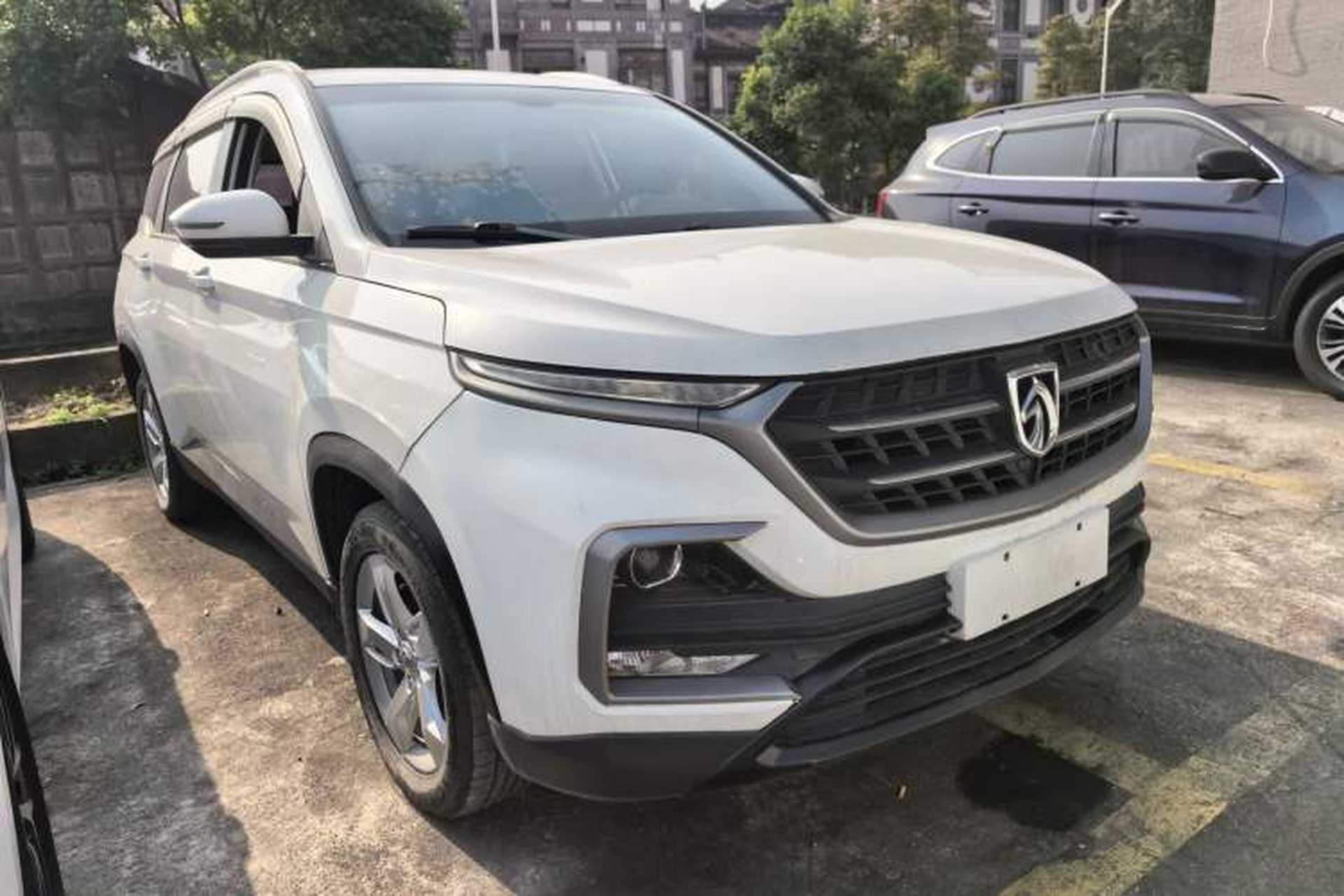 Used Baojun 530 2018 1.5T Manual Elite Version China V Front Right 45 Deg