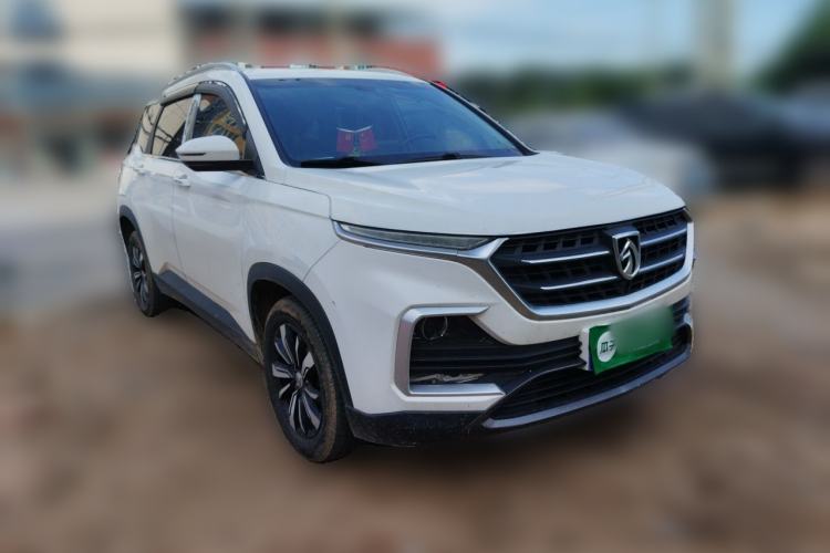 Used Baojun 530 2018 1.5T Manual Prestige Version China V Front Right 45 Deg