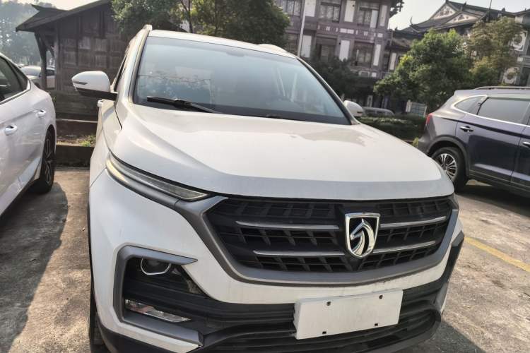 Used Baojun 530 2018 1.5T Manual Elite Version China V Front