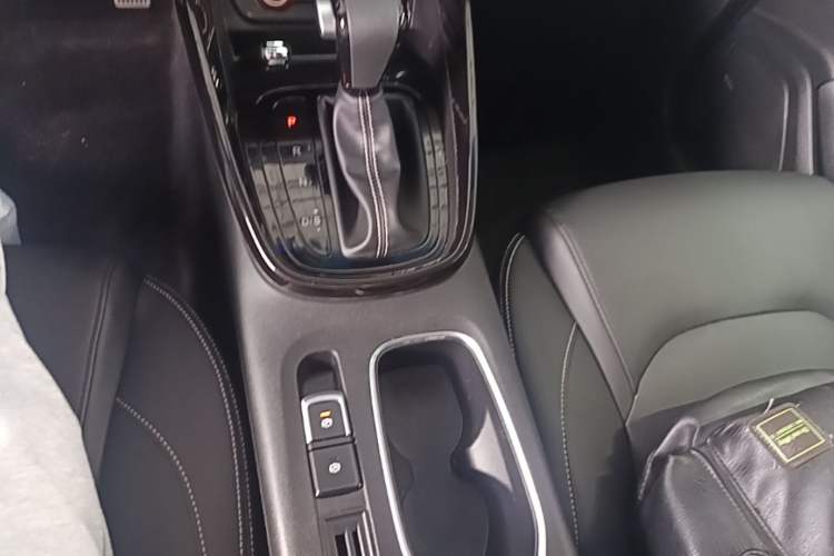 Used Baojun 530 2018 1.5T DCT Flagship Version China V Emission Standard Gear Lever