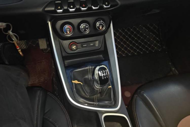 Used Baojun 530 2018 1.5T Manual Comfort Version China V Gear Lever