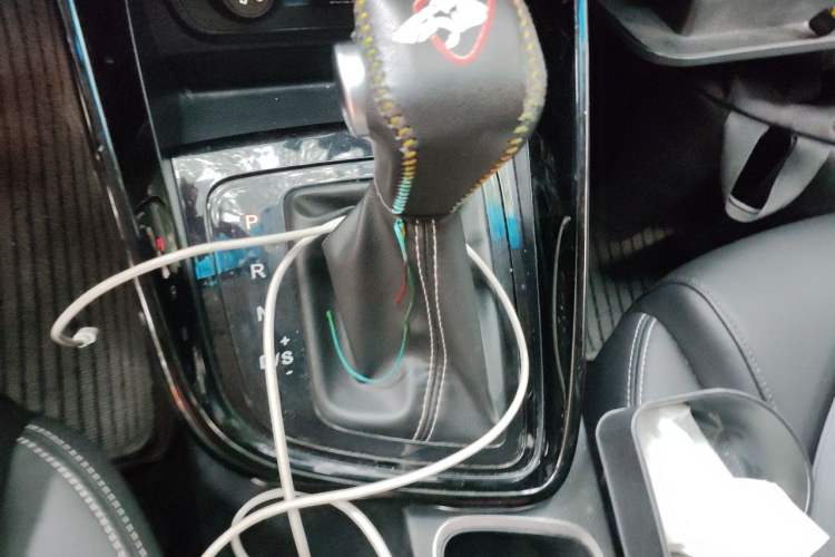 Used Baojun 530 2018 1.5T DCT Luxury Model China V Gear Lever