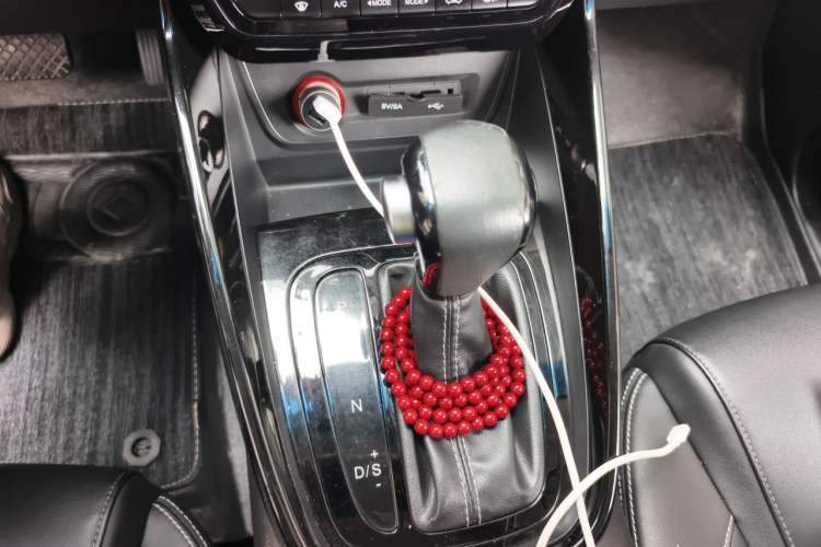 Used Baojun 530 2018 1.5T DCT Flagship Version China V Emission Standard Gear Lever