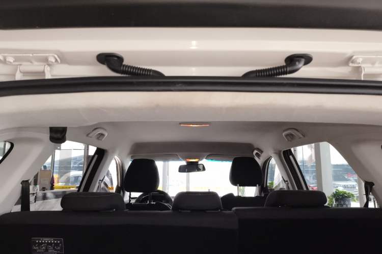 Used Baojun 530 2018 1.5T Manual Comfort Version China V Headliner