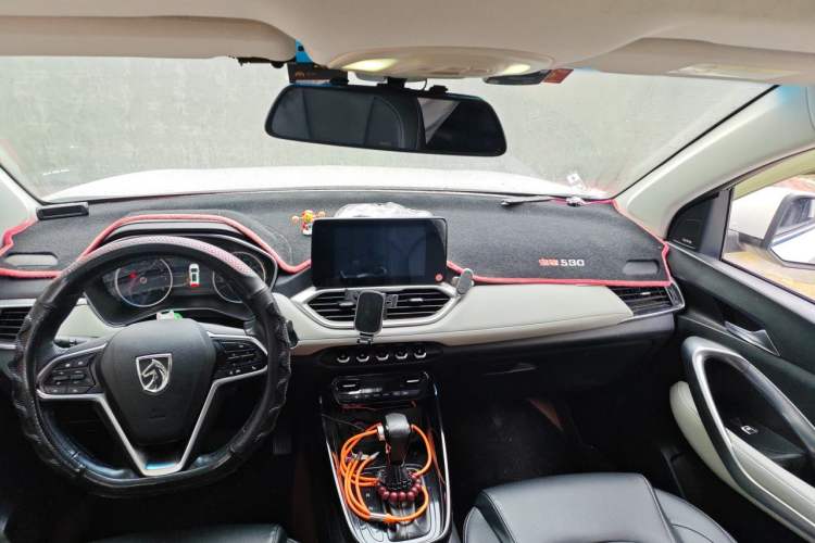 Used Baojun 530 2018 1.5T DCT Flagship Version China V Emission Standard Headliner