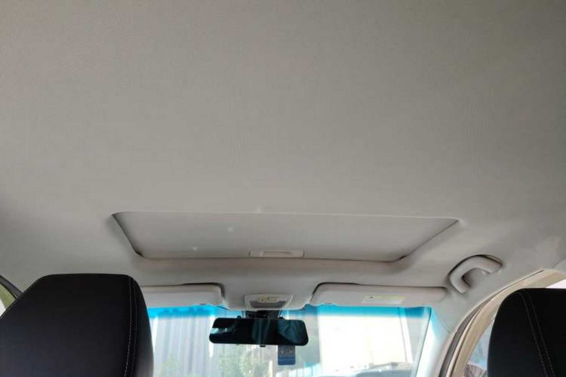 Used Baojun 530 2018 1.5T Manual Luxury Version National V Headliner