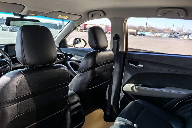 Used Baojun 530 2018 1.8L Automatic Elite Version China V Emission Standard Headliner
