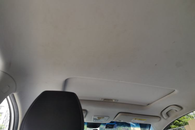 Used Baojun 530 2018 1.5T Manual Luxury Version National V Headliner