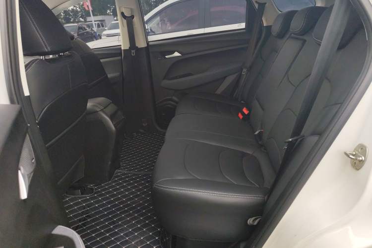 Used Baojun 530 2018 1.5T Manual Elite Version China V Interior 1
