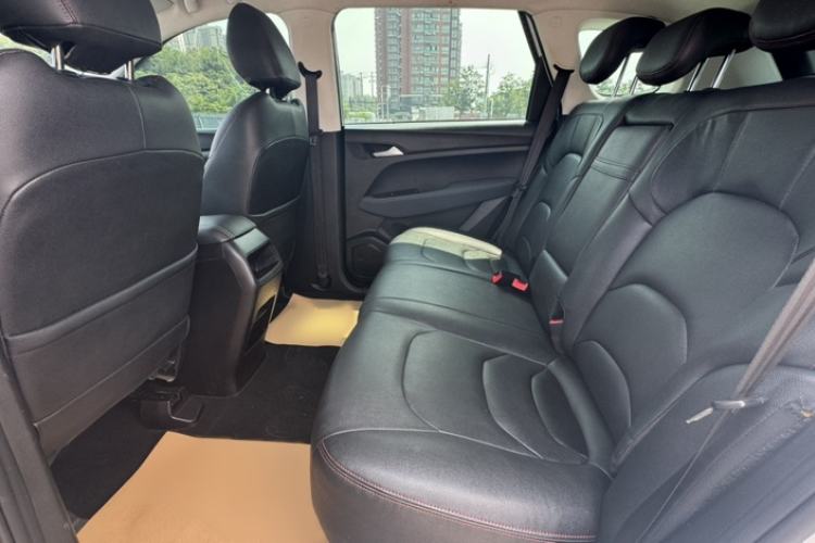 Used Baojun 530 2018 1.5T Manual Comfort Version China V Interior 1