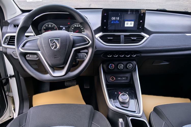 Used Baojun 530 2018 1.8L Automatic Elite Version China V Emission Standard Interior 3
