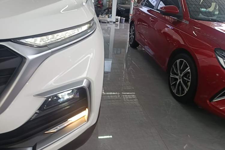 Used Baojun 530 2018 1.5T DCT Flagship Version China V Emission Standard Left Front Headlight