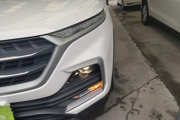 Used Baojun 530 2018 1.8L Automatic Elite Version China V Emission Standard Left Front Headlight