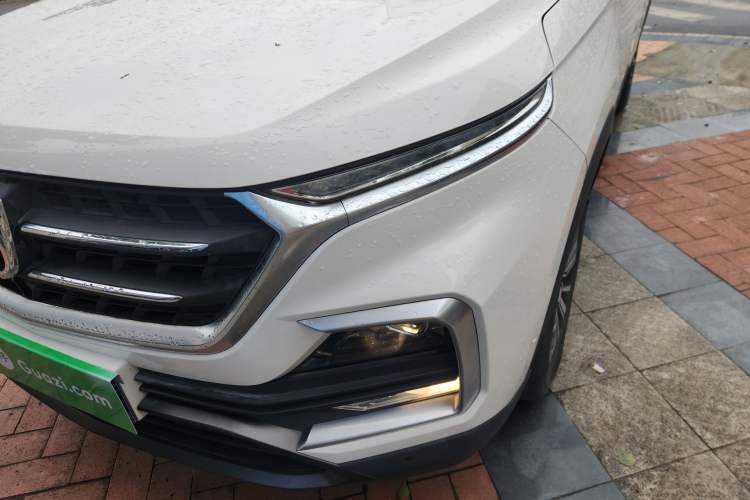 Used Baojun 530 2018 1.5T Manual Prestige Version China V Left Front Headlight