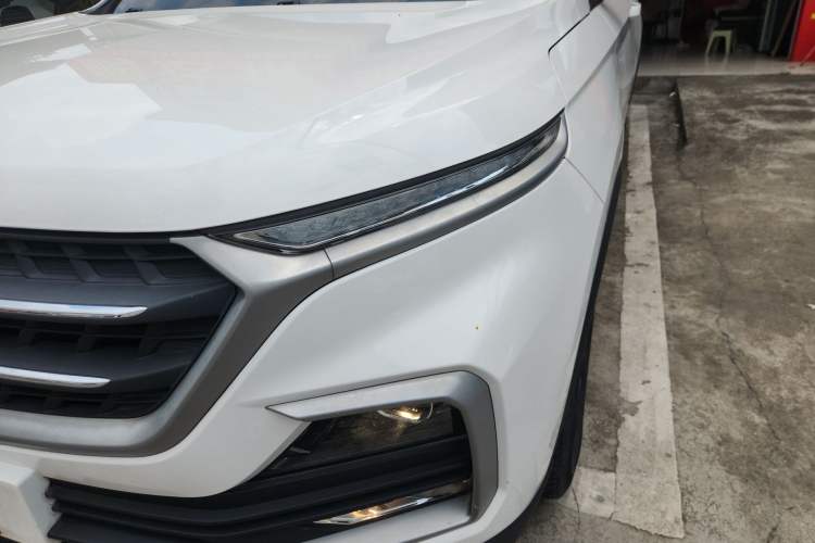 Used Baojun 530 2018 1.5T Manual Comfort Version China V Left Front Headlight