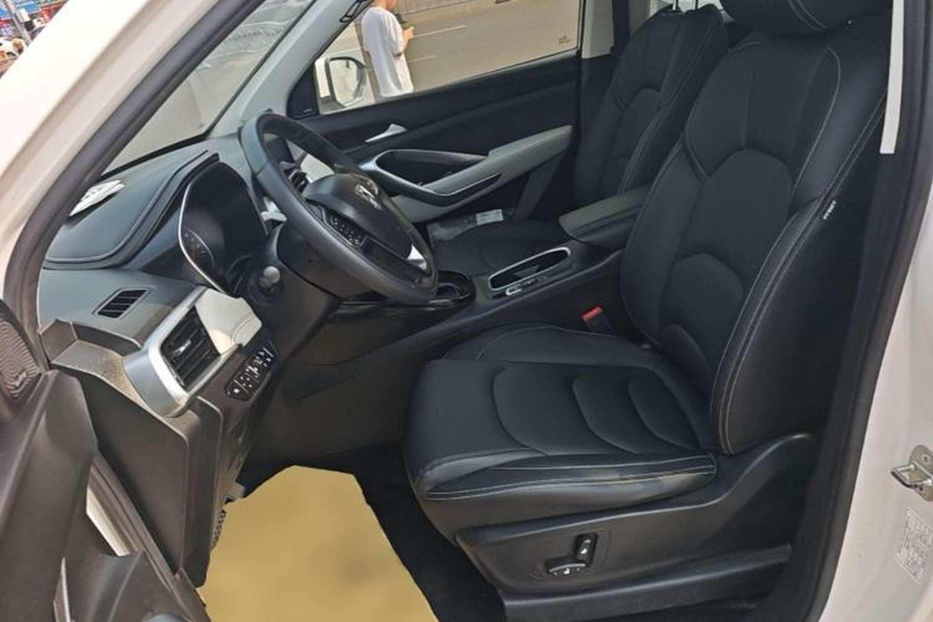Used Baojun 530 2018 1.5T DCT Flagship Version China V Emission Standard Left Front Seat